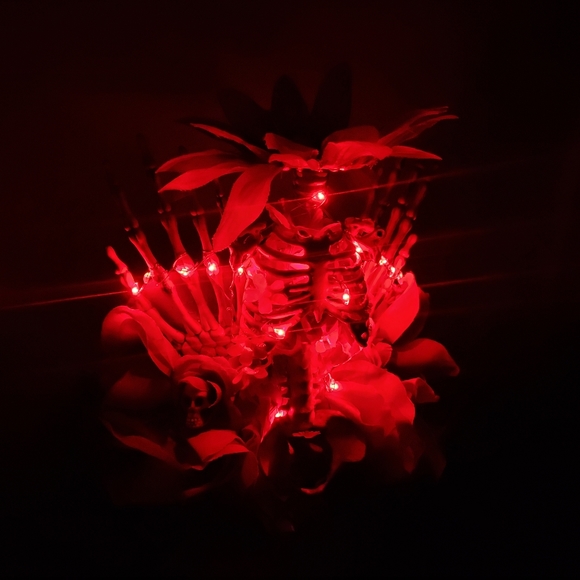Red Floral Skeleton Skull Bone Floral Goth Headpiece Crown LED Light Up Headband - Picture 2 of 11